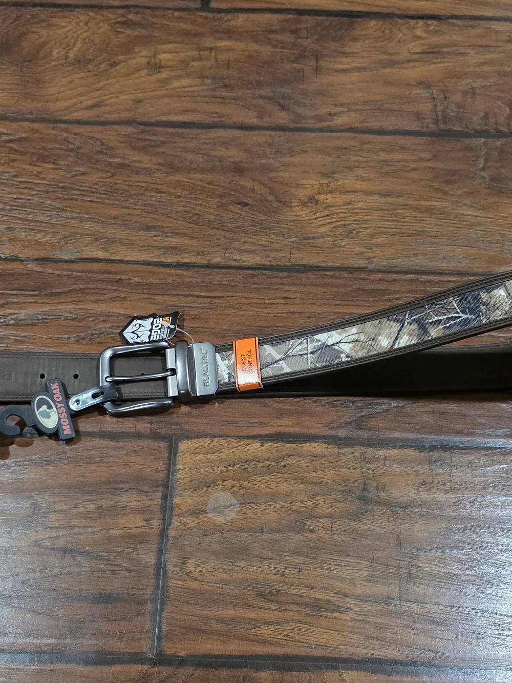 Mossy Oak Camouflage Leather Belt with Metal Buckle - Brown & Tan
